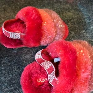 Ugg Toddler 4/5 Slippers Like New